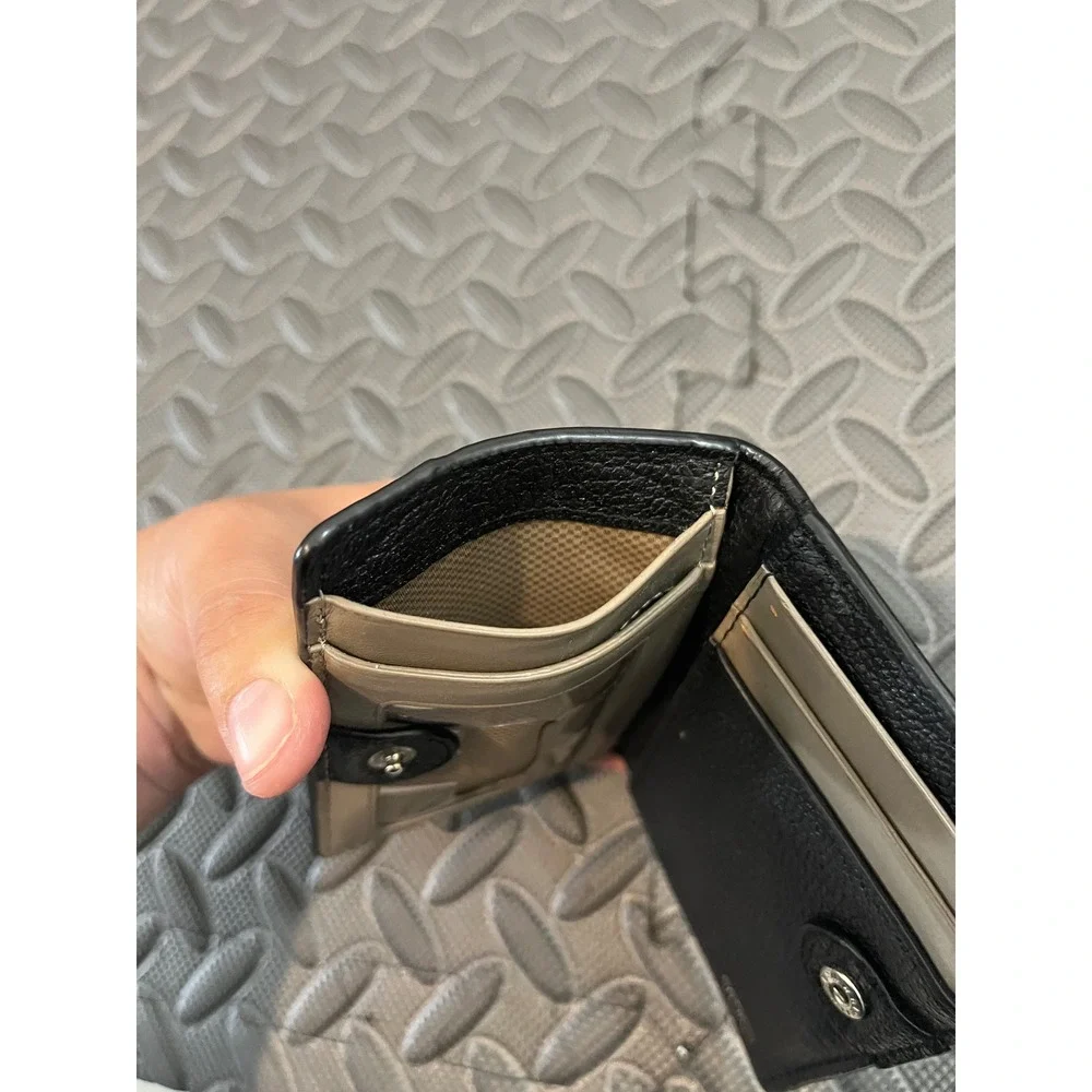 Tumi Bifold Wallet Unisex OS Black Pebble Leather Card Case ID Window
